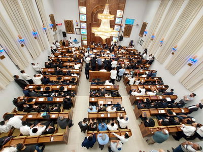 תיעוד: הגר"מ מאזוז במסע חיזוק בדרום הארץ