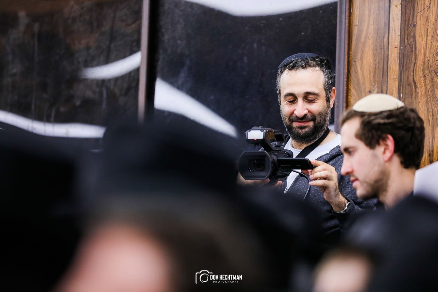 תיעוד מרהיב: אלפים מכל העולם בסליחות במרכז חב"ד 770