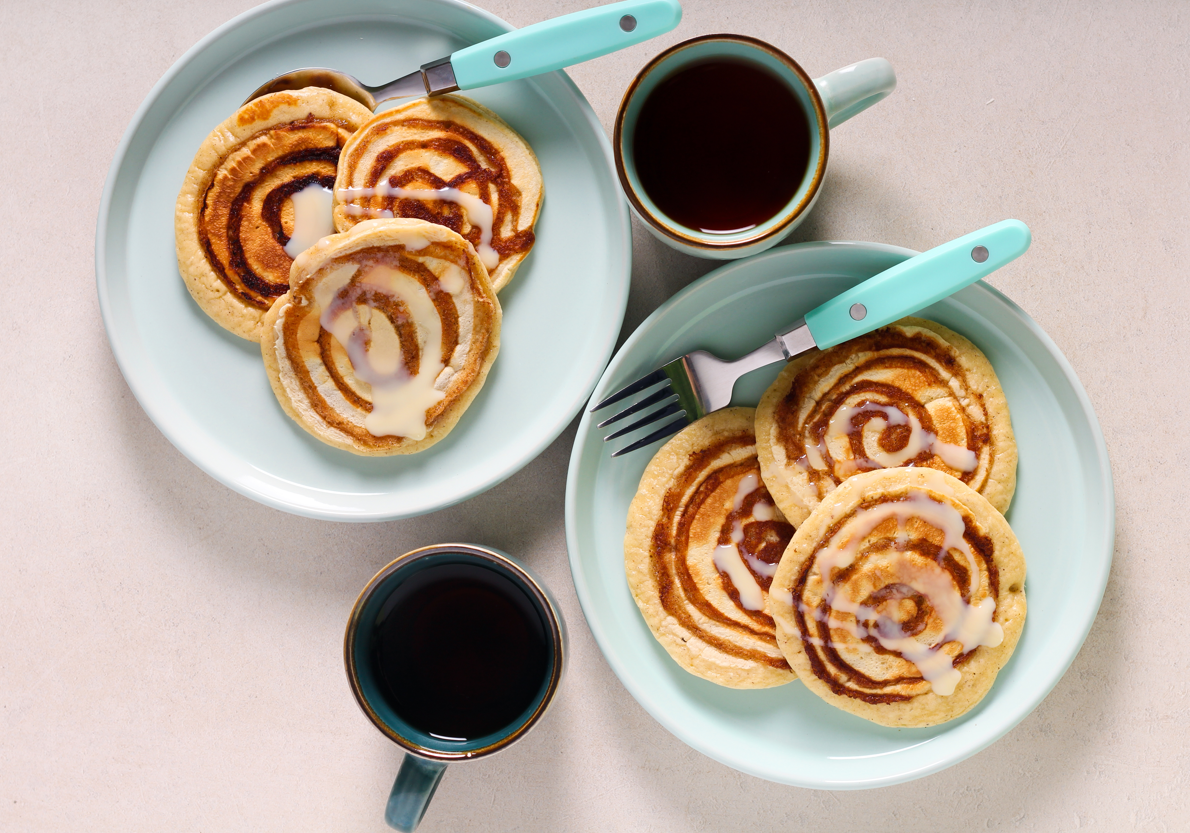 פנקייקים סינבון עם המון קינמון ורוטב משגע