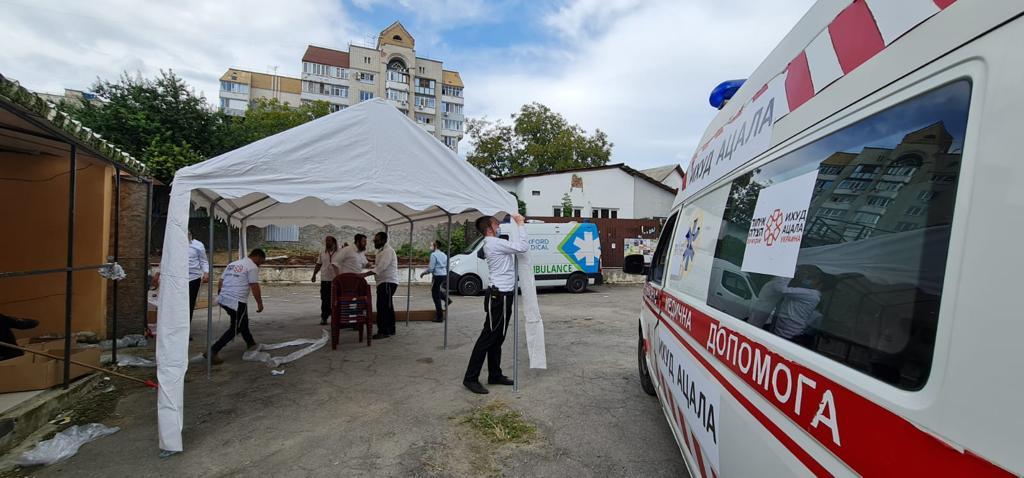 פספורטכארד תבטח את אלפי המתפללים באומן