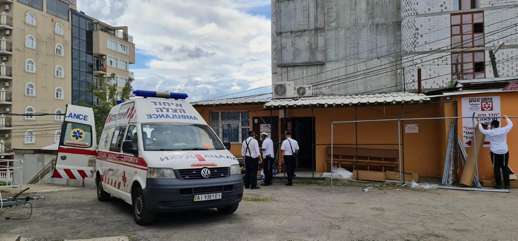 פספורטכארד תבטח את אלפי המתפללים באומן