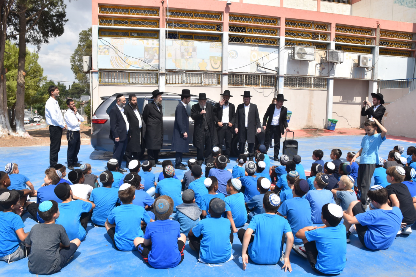 תיעוד: חבר 'המועצת' הגרמ"ה הירש במסע חיזוק בעפולה