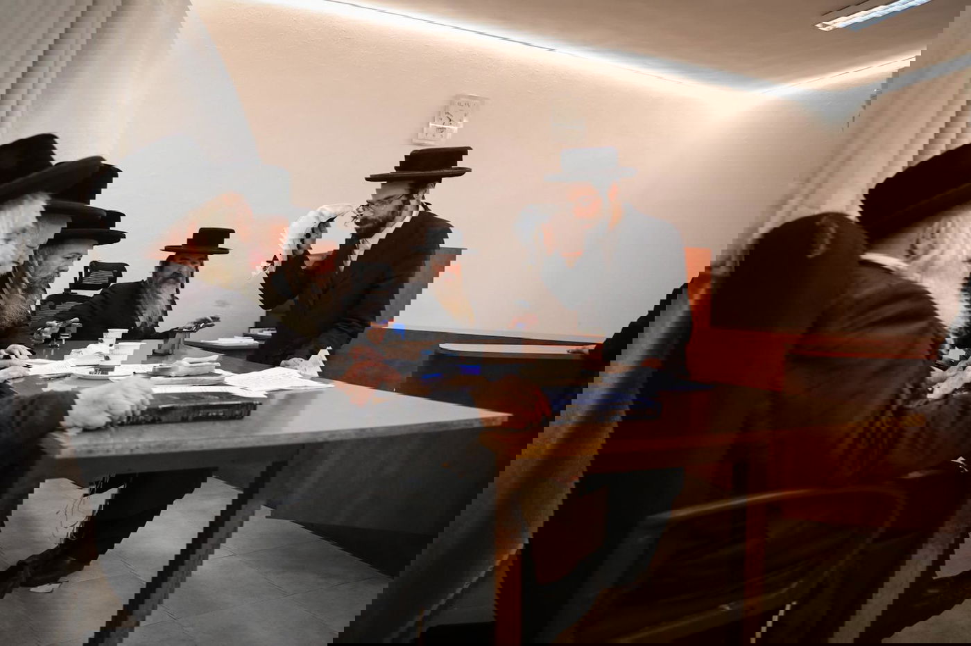 סוף שנת השמיטה: חותמים על 'פרוזבול' בפני בית דין