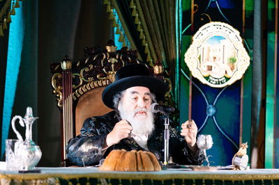 חסידי ויז'ניץ בביתר התכנסו ל'דינר' מיוחד