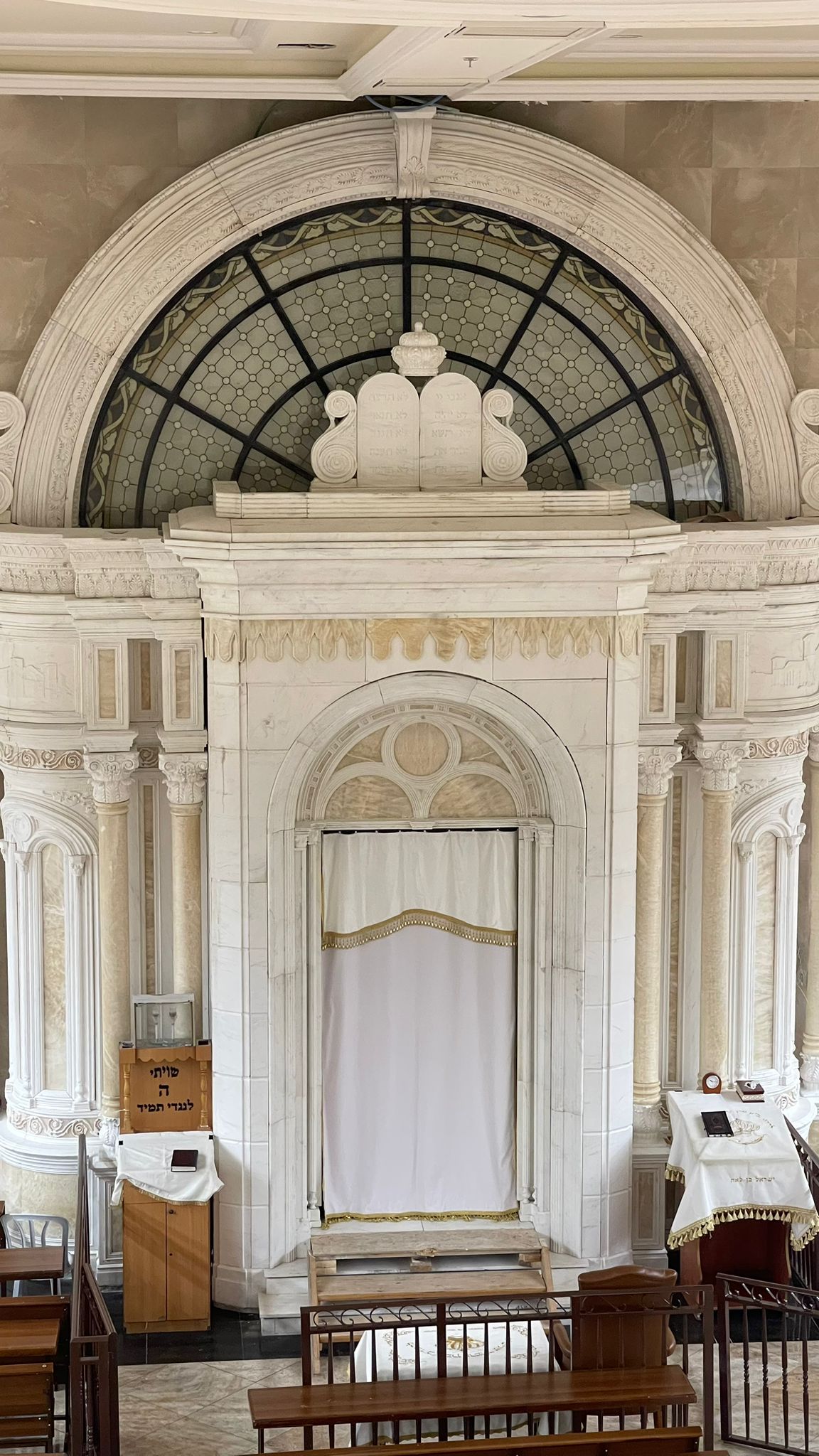 מדוע יתפלל האדמו"ר מויז'ניץ בית שמש כמו אדמו"רי רוז'ין?