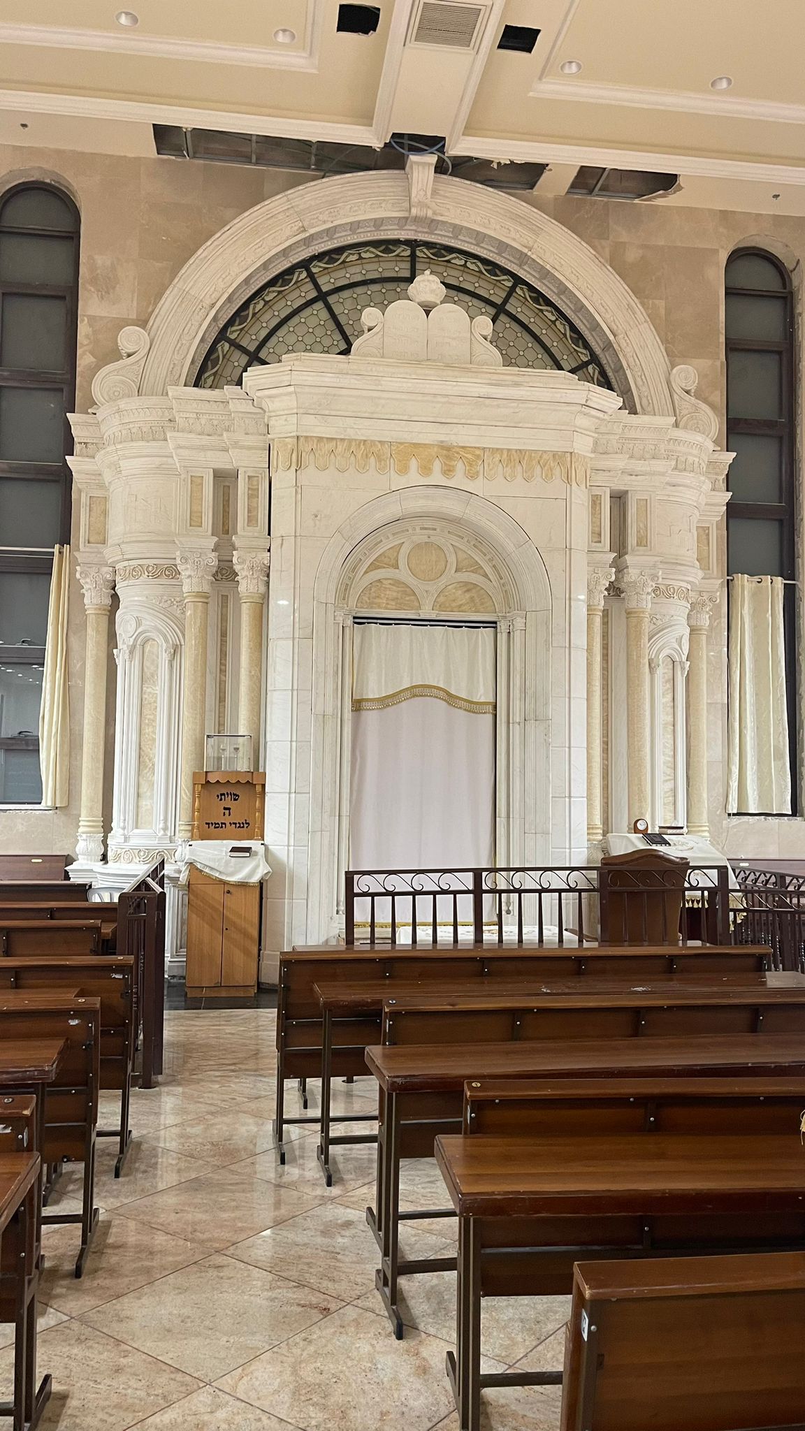 מדוע יתפלל האדמו"ר מויז'ניץ בית שמש כמו אדמו"רי רוז'ין?