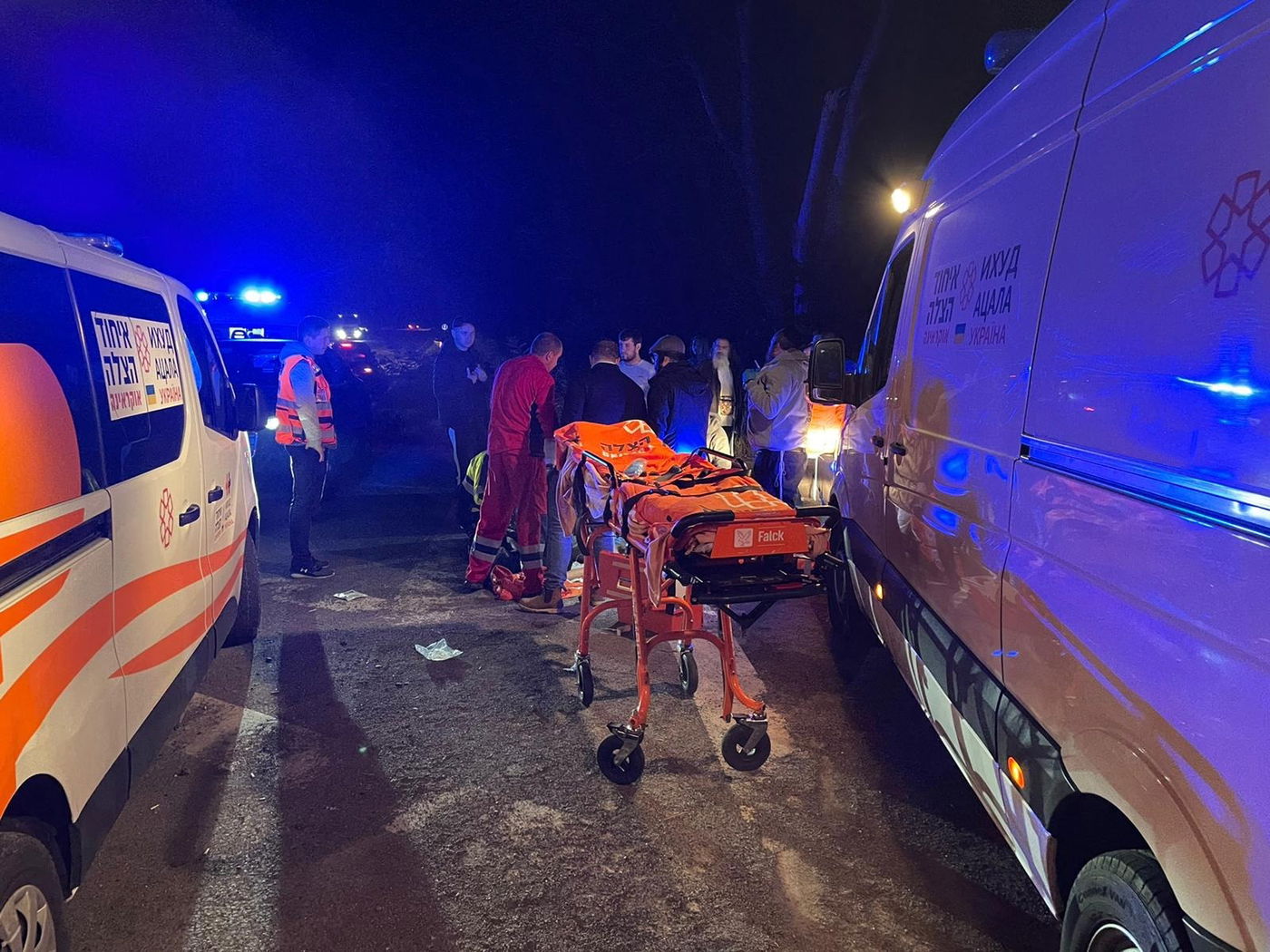 היציאה מאומן, אמש