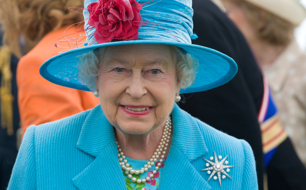 מי תקבל את אוסף התכשיטים של המלכה אליזבת?