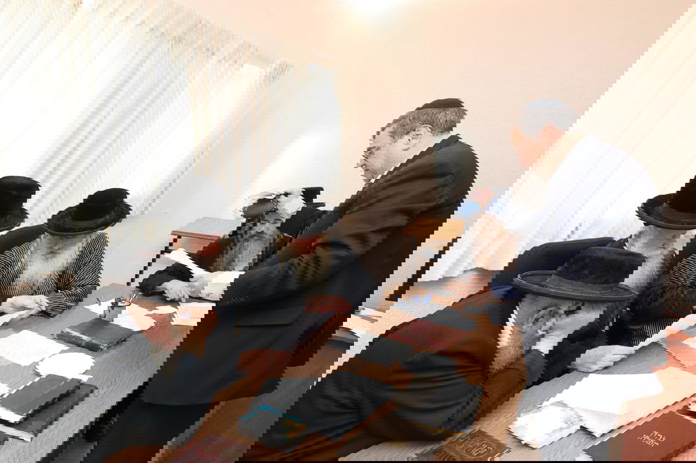 ר' חיים הולצברג החתימת שטר הפרוזבול