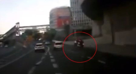 רגעי פעירת הבולען