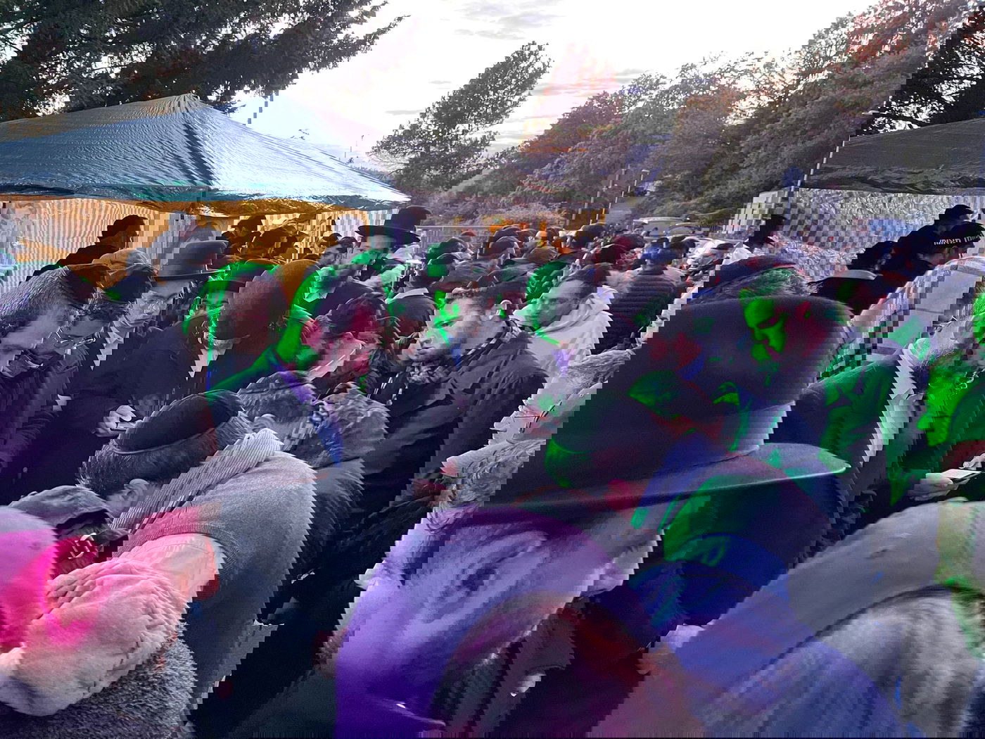 ביום היארצייט: המונים עלו לקברו של הבעל שם ממיכלשטאט