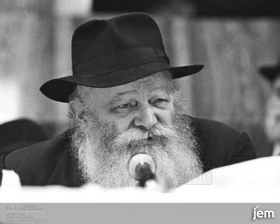 הסבר הרבי ביארצייט של אימו: המשמעות של תפילת חנה