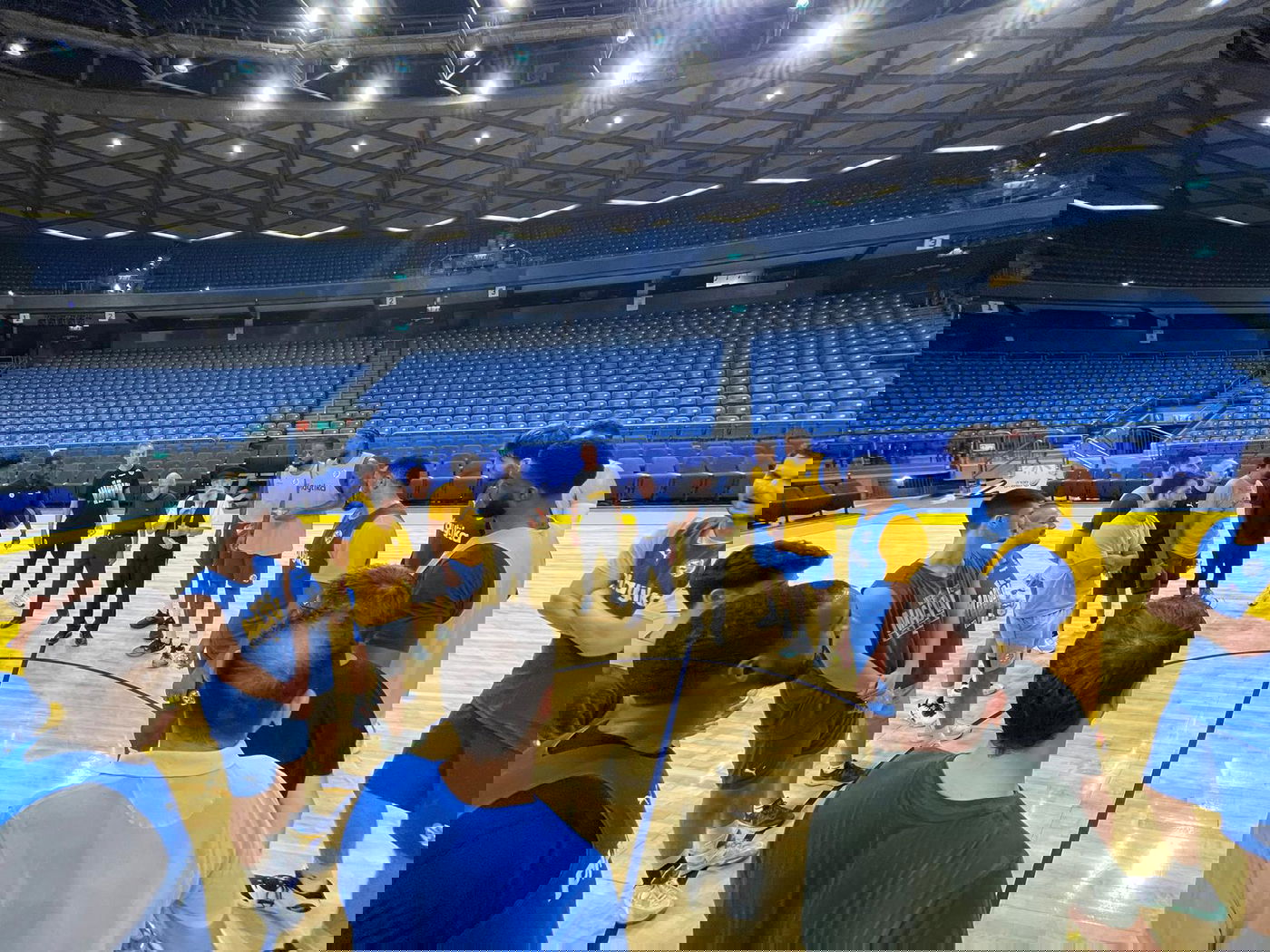 ערב יום כיפור: הרב גלויברמן חיזק את השחקנים