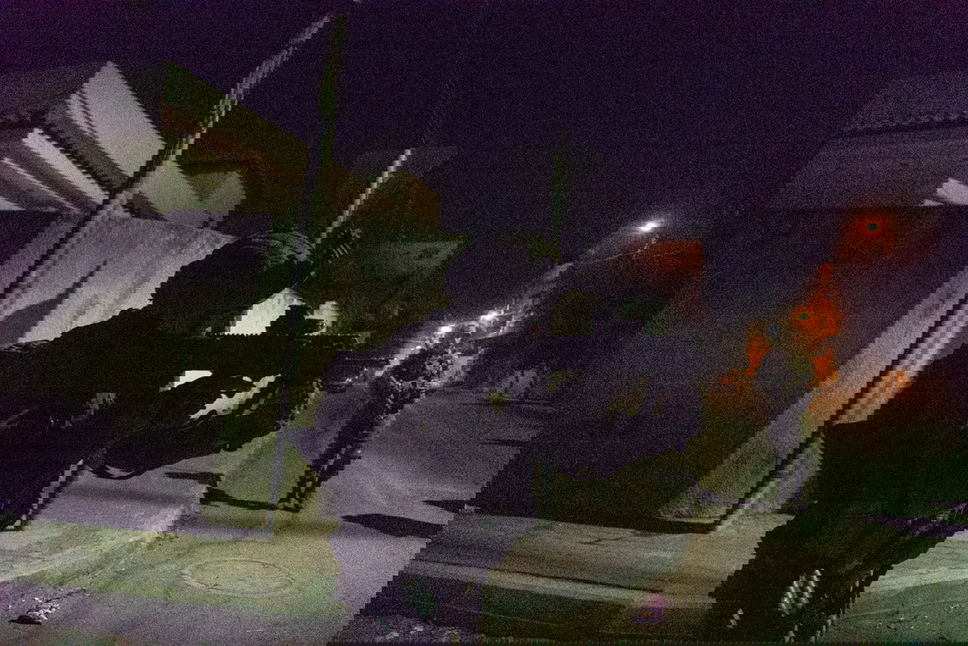 פעילות הלוחמים, הלילה