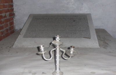 רוצה להבין ב-5 דקות מדוע ההתקשרות לצדיקים מורידה שפע?