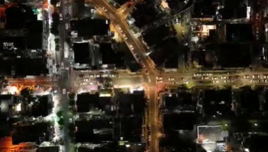 מרהיב: עומס הקניות בבני ברק בערב החג - ממעוף הציפור