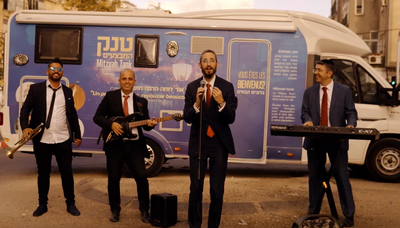 שמחה פרידמן בסינגל קליפ חדש לסוכות: "הקהל"