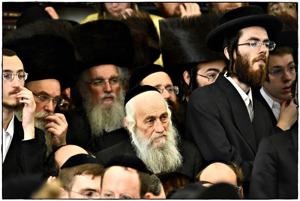 חג בביתר עילית: אלפים בשיעורו של הגר"ש אלתר • תיעוד