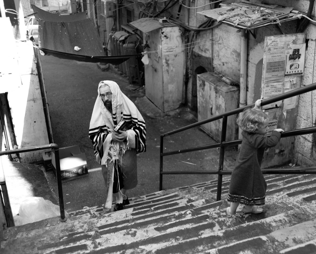 ניחוחות חג: כך נראה היום הראשון של חול המועד במאה שערים