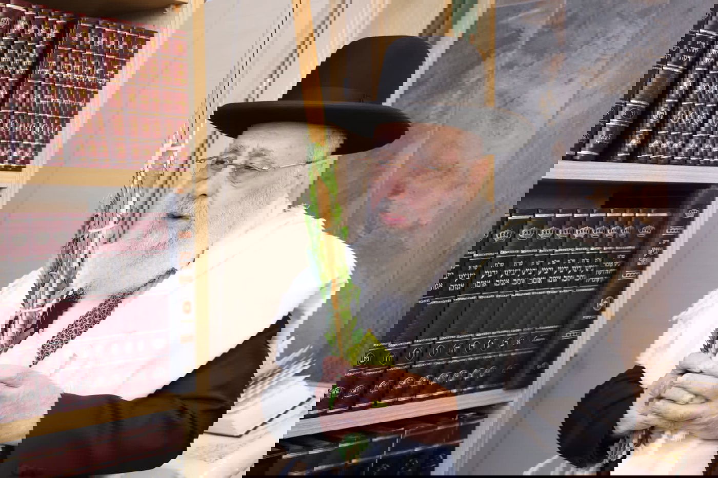 תיעוד: הראשון לציון בנטילת ארבעת המינים