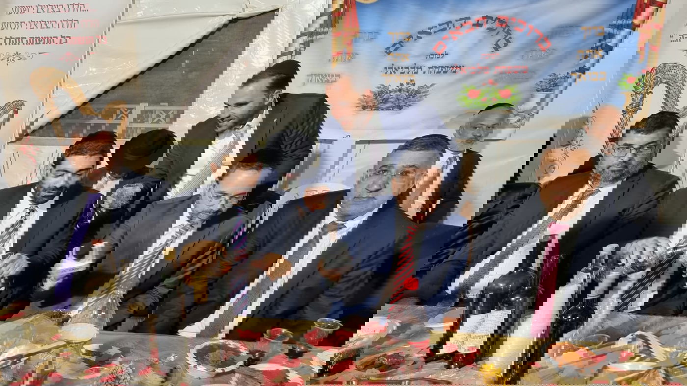 כל המי ומי בשמחת חג בסוכת ח"כ מיכאל מלכיאלי | גלריה