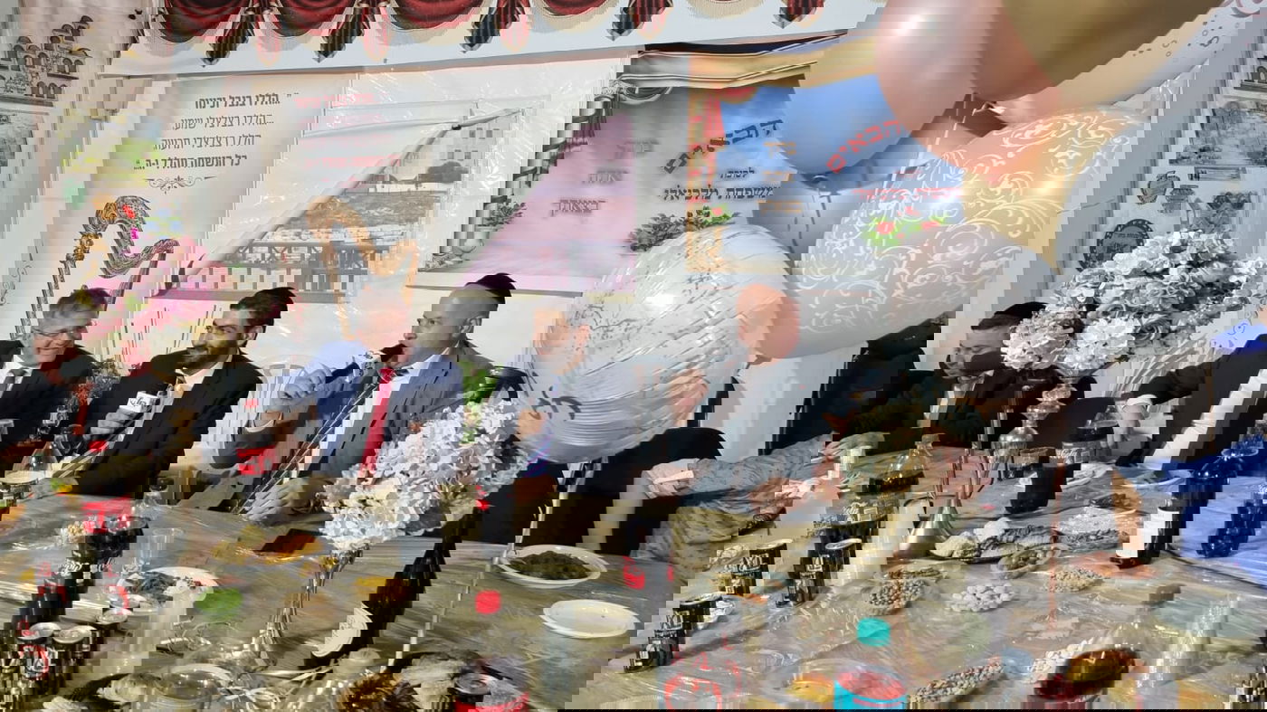 כל המי ומי בשמחת חג בסוכת ח"כ מיכאל מלכיאלי | גלריה