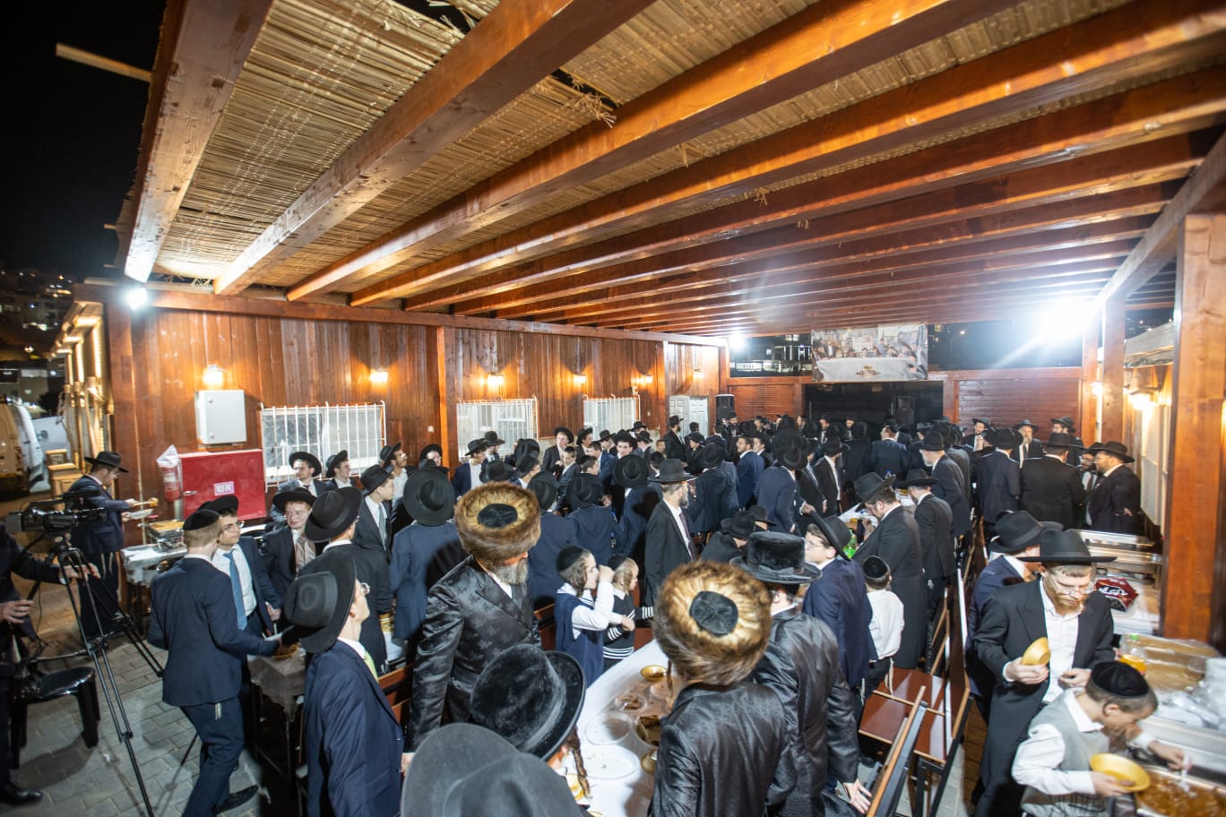 בגבעת זאב: הישיבה חגגה לראשונה שמחת בית השואבה