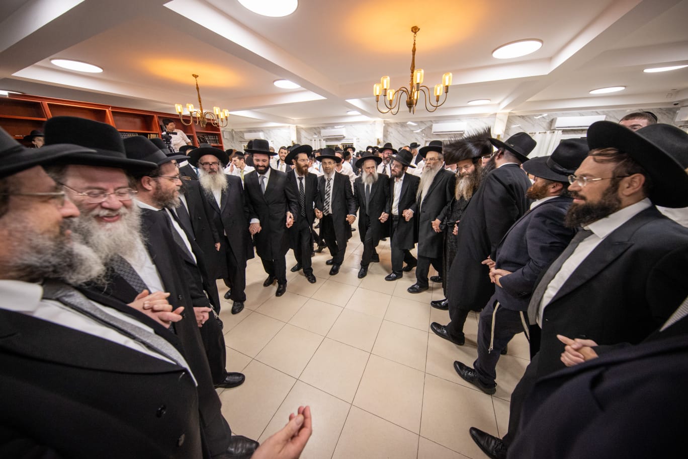 בגבעת זאב: הישיבה חגגה לראשונה שמחת בית השואבה