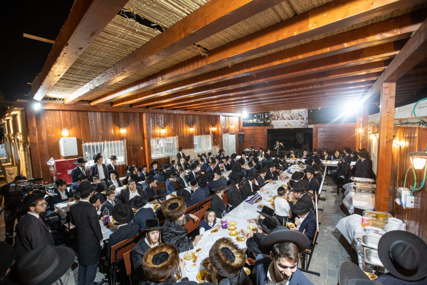 בגבעת זאב: הישיבה חגגה לראשונה שמחת בית השואבה