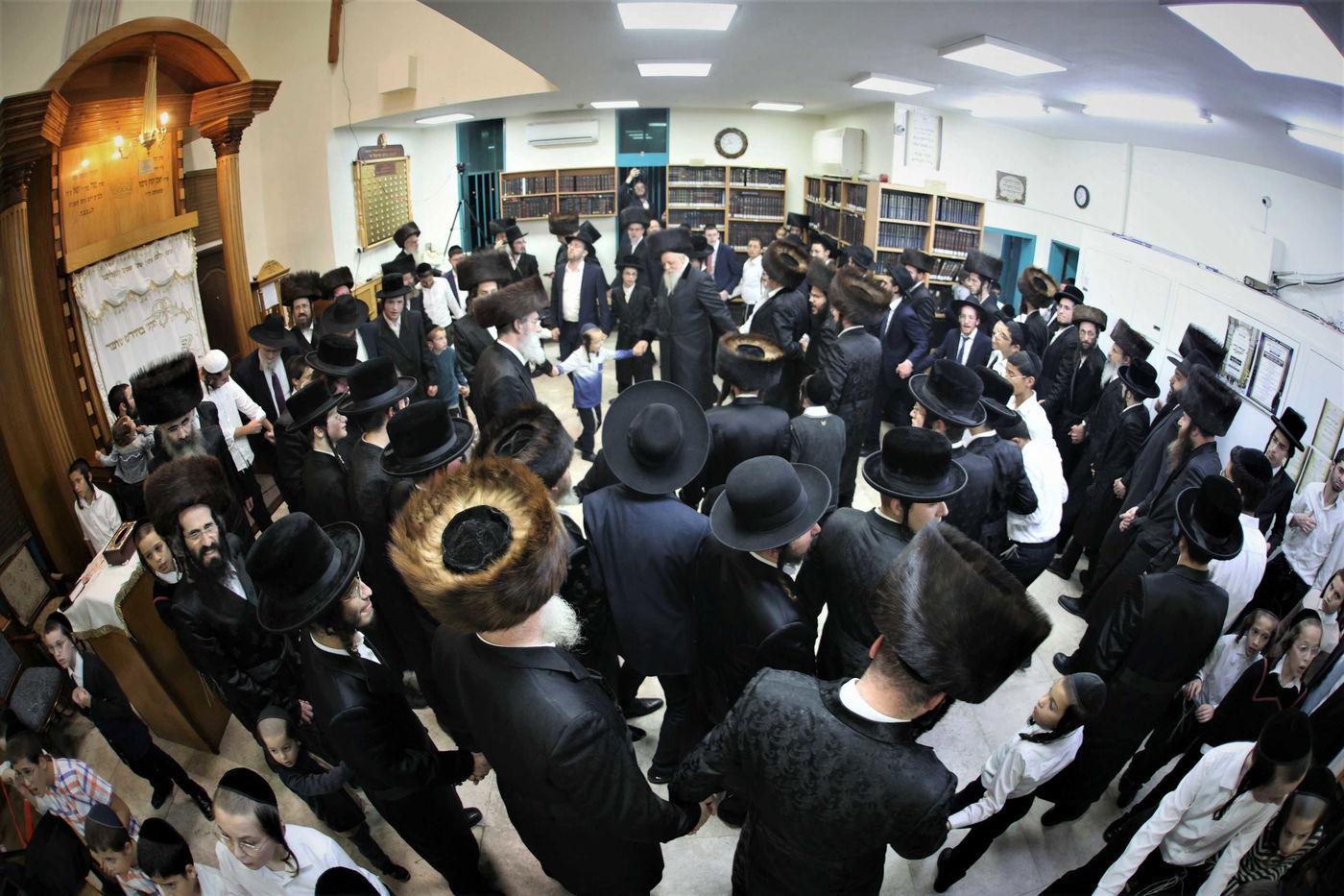 שמחת בית השואבה בחסידות בוסטון