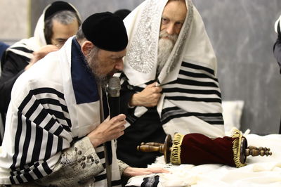 הרב קוק עם הכיפה