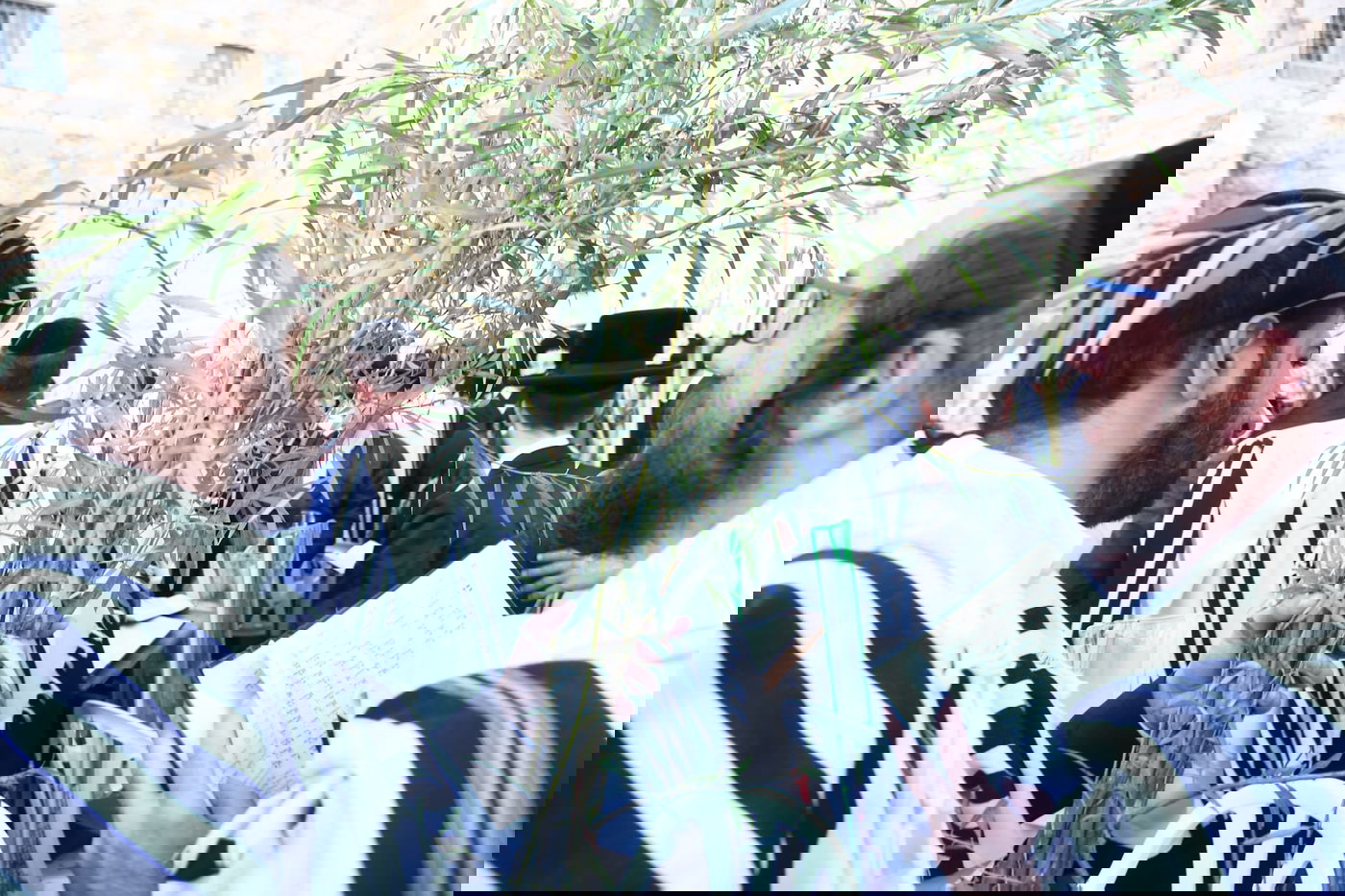 אלפים בליל הושענא רבא ברחבת הכותל המערבי