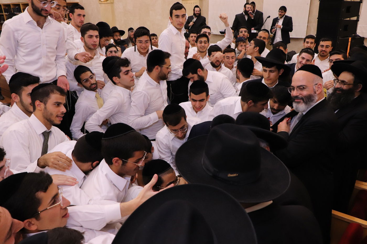 בישיבה בראש העין: כך חגגו את ה'הקפות שניות' | תיעוד