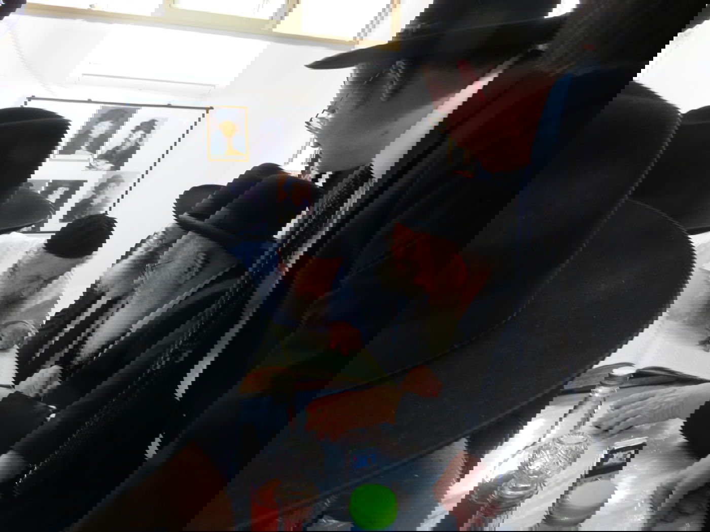 בגבעת הישיבה: תיעוד מחג הסוכות במחיצת הגר"ד לנדו