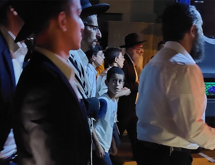 9 יתומים בהלוויה קורעת לב