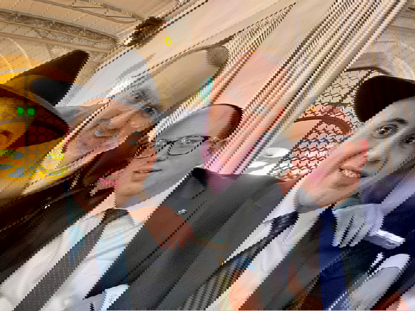 זופניק בכיכר • כל התמונות והנייעס של סוכות והמסתעף