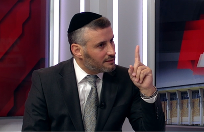 ח"כ חיים ביטון בריאיון: "נפרק את רפורמות כהנא והנדל, נבטל את מס ליברמן"