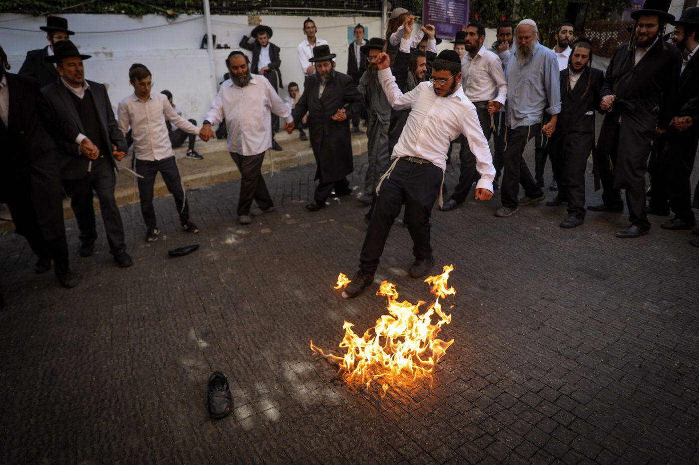 אלפים בציון שמעון הצדיק בירושלים | תיעוד