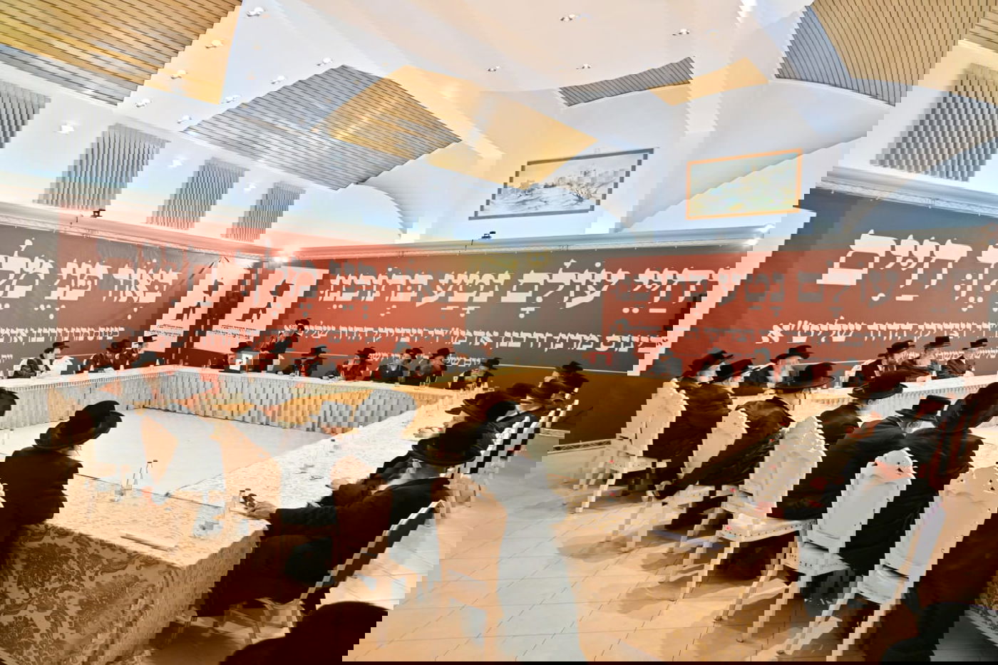 עשרות אדמו"רים ומנהיגי קהילות חסידיות התכנסו בירושלים