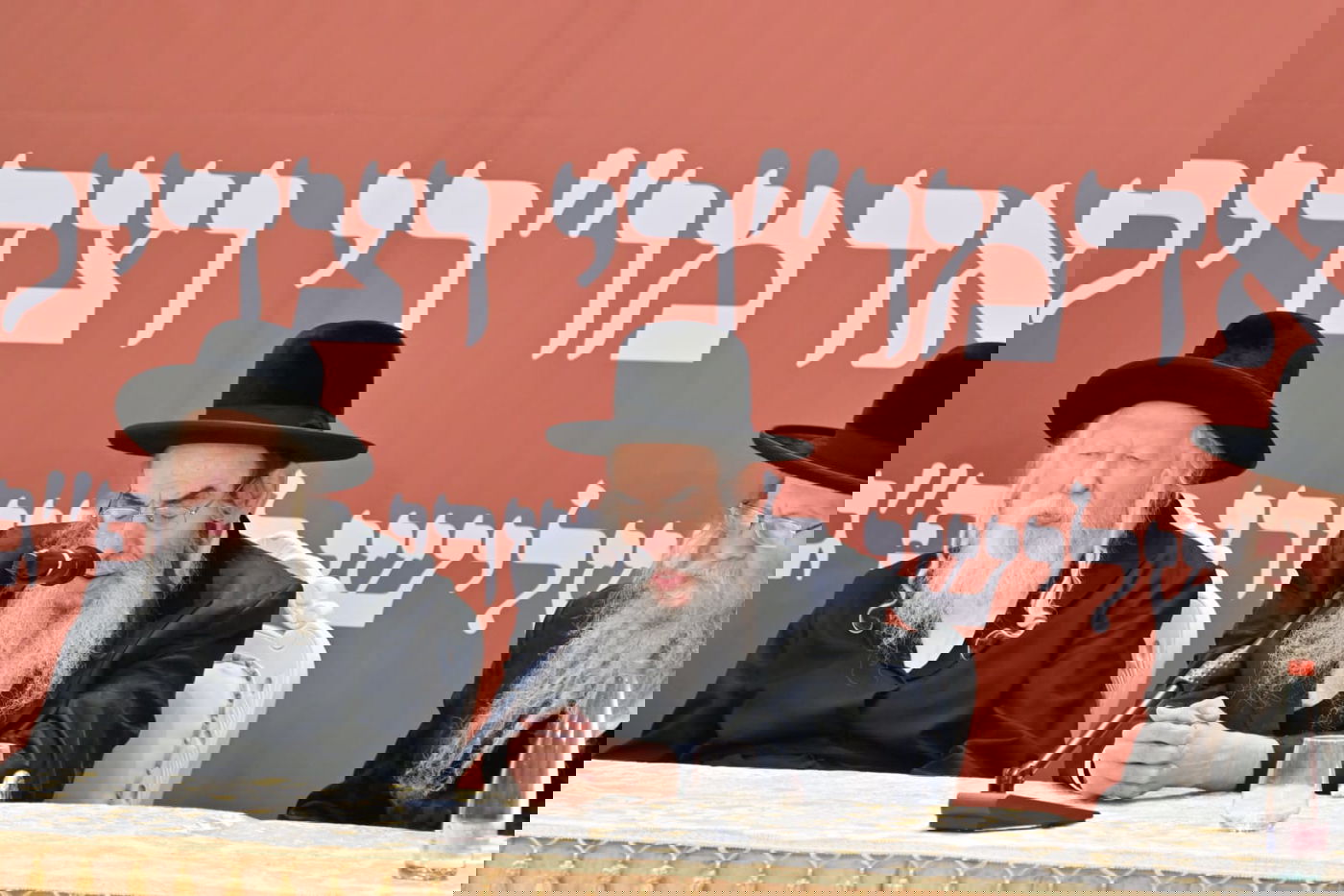 עשרות אדמו"רים ומנהיגי קהילות חסידיות התכנסו בירושלים