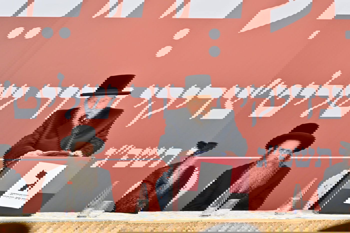 עשרות אדמו"רים ומנהיגי קהילות חסידיות התכנסו בירושלים