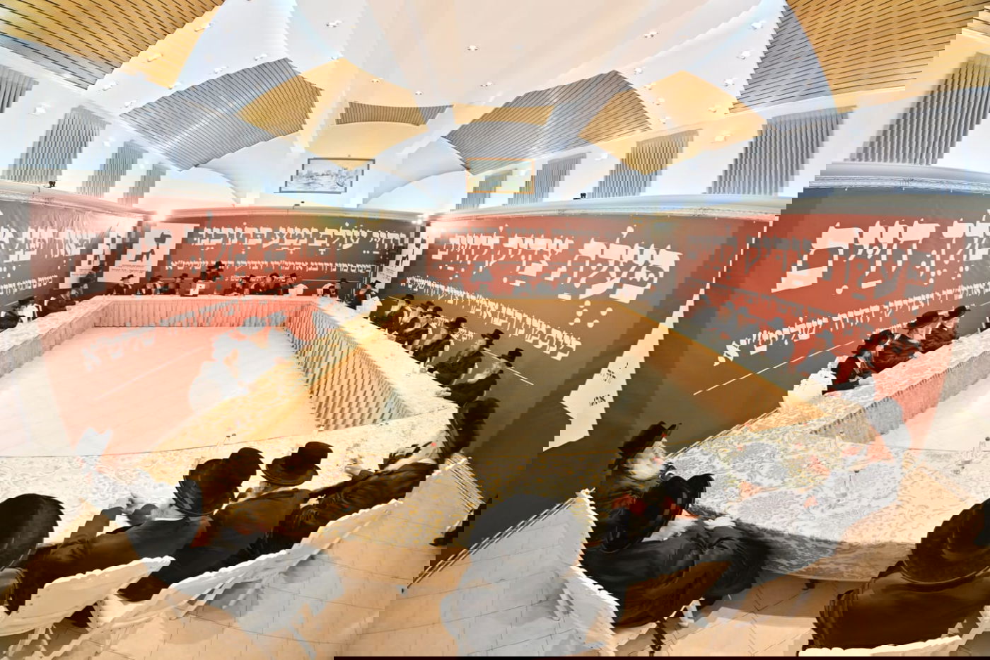 עשרות אדמו"רים ומנהיגי קהילות חסידיות התכנסו בירושלים