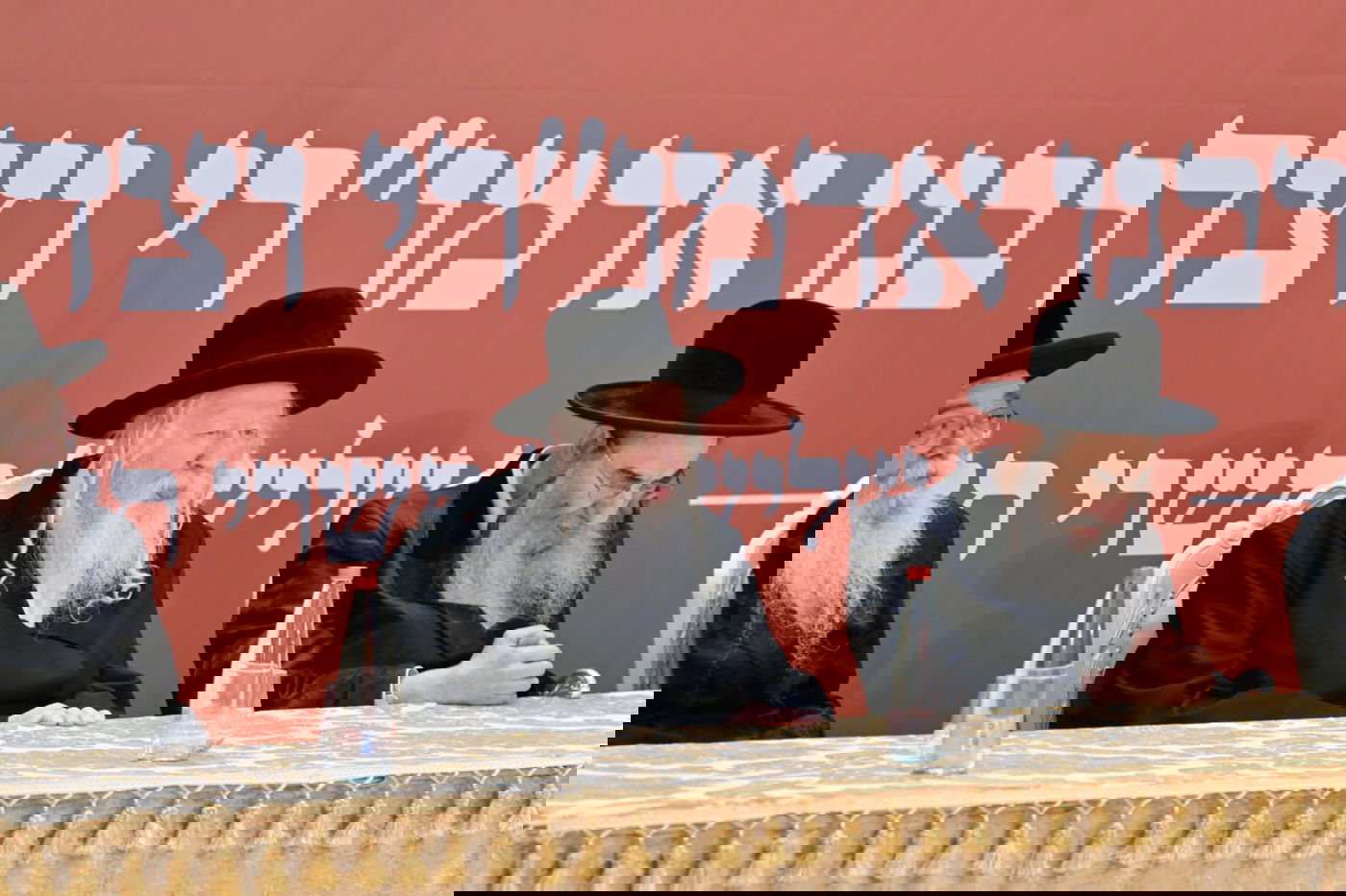 עשרות אדמו"רים ומנהיגי קהילות חסידיות התכנסו בירושלים