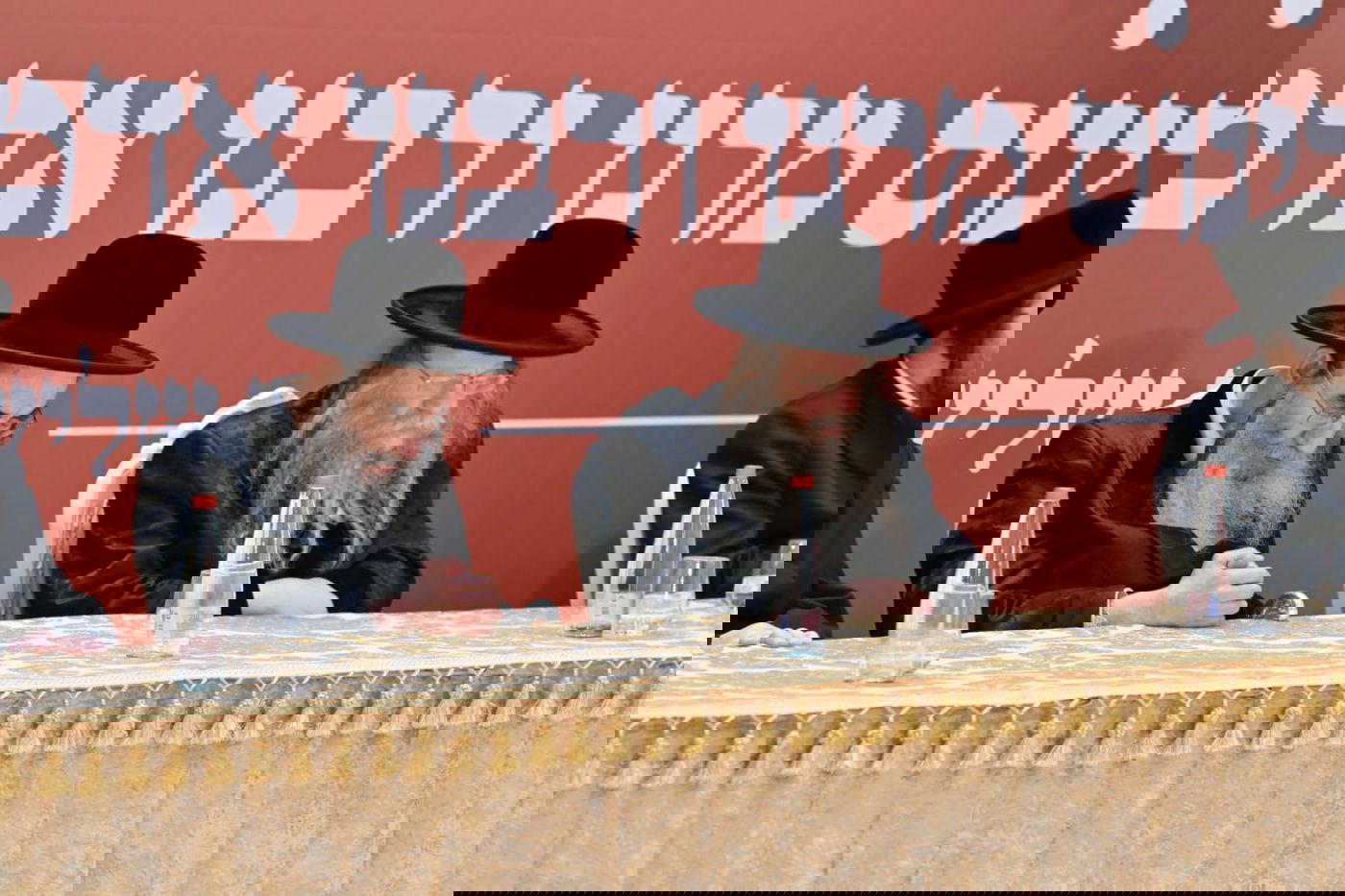 עשרות אדמו"רים ומנהיגי קהילות חסידיות התכנסו בירושלים