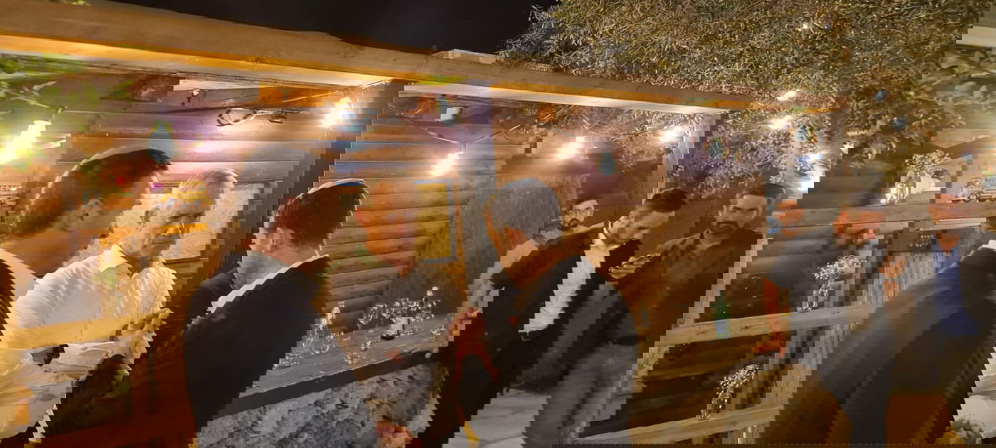 שייח'ים מדובאי רקדו בחתונת בתה של עומר ינקלביץ • צפו