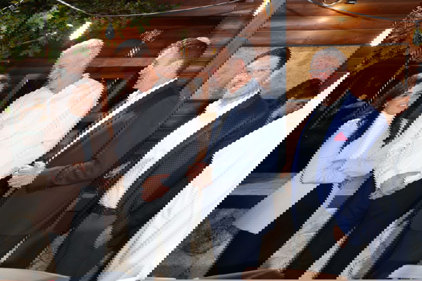 שייח'ים מדובאי רקדו בחתונת בתה של עומר ינקלביץ • צפו