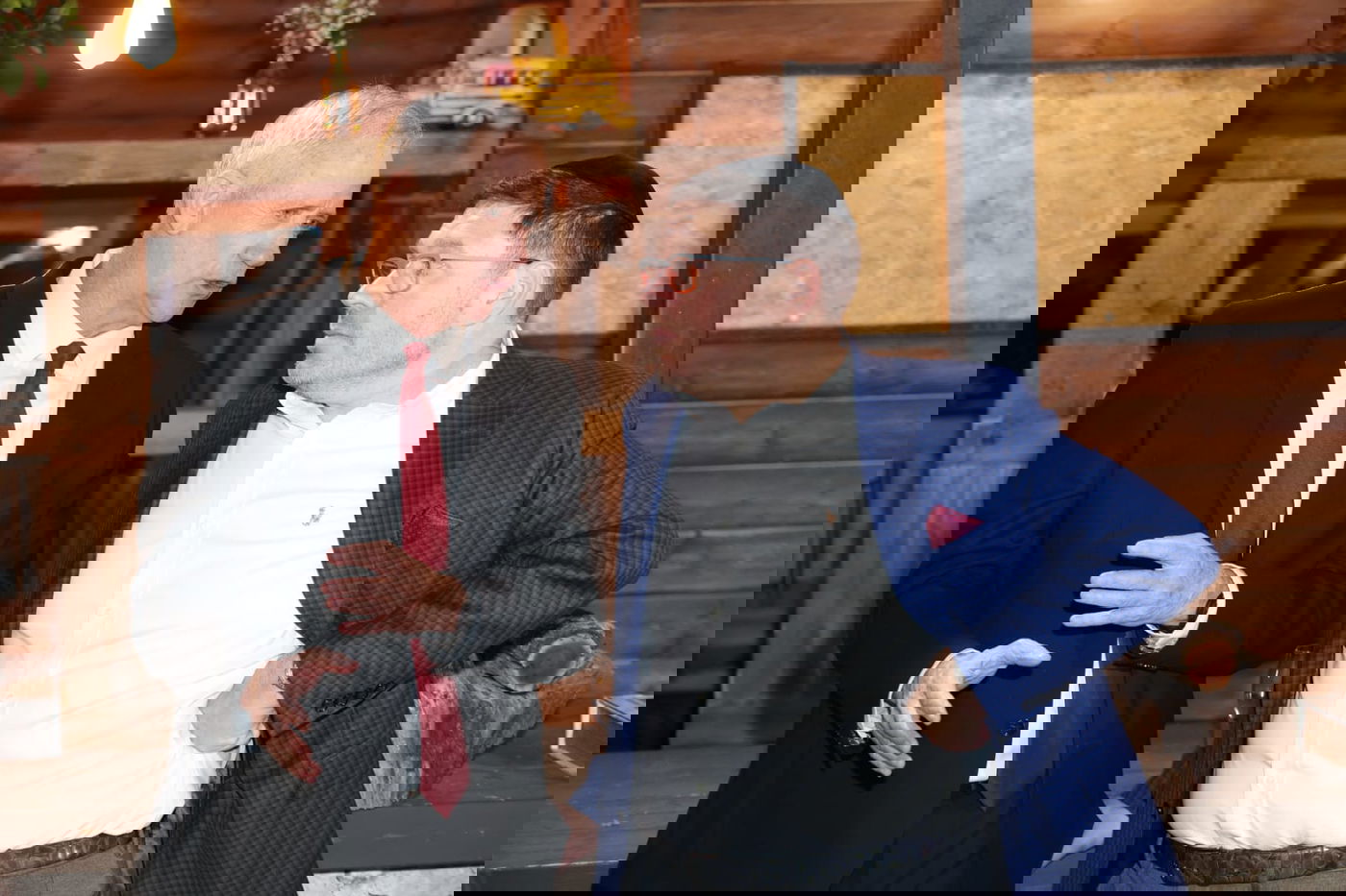 שייח'ים מדובאי רקדו בחתונת בתה של עומר ינקלביץ • צפו