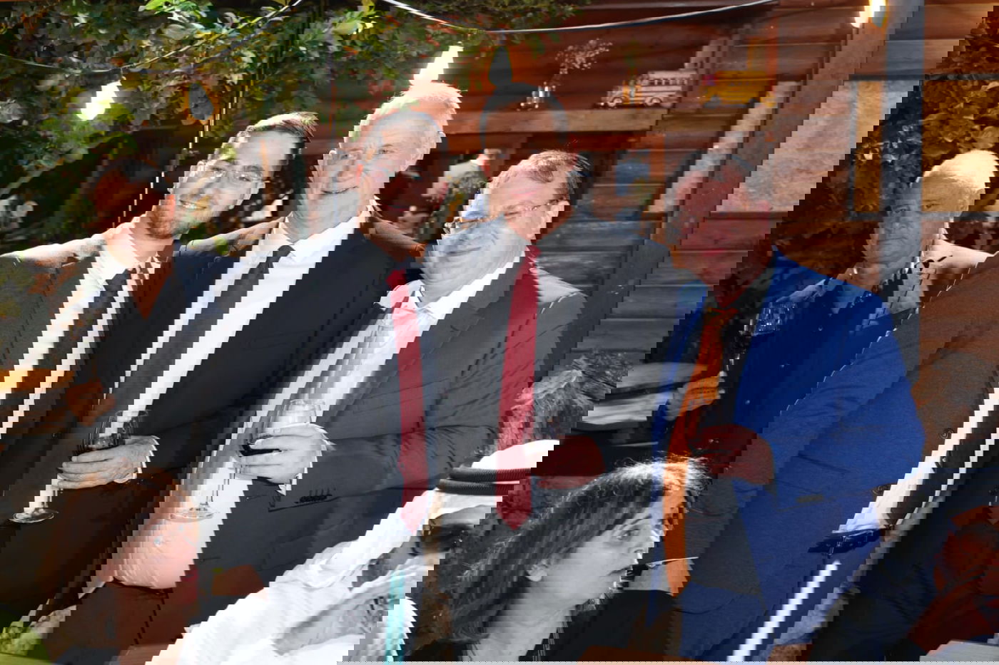 שייח'ים מדובאי רקדו בחתונת בתה של עומר ינקלביץ • צפו