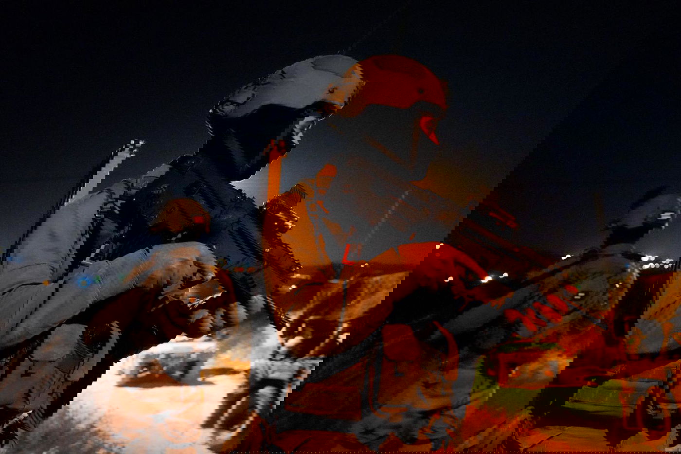 כוח מיוחד עצר הלילה שני בכירים ב'גוב האריות' | תיעוד