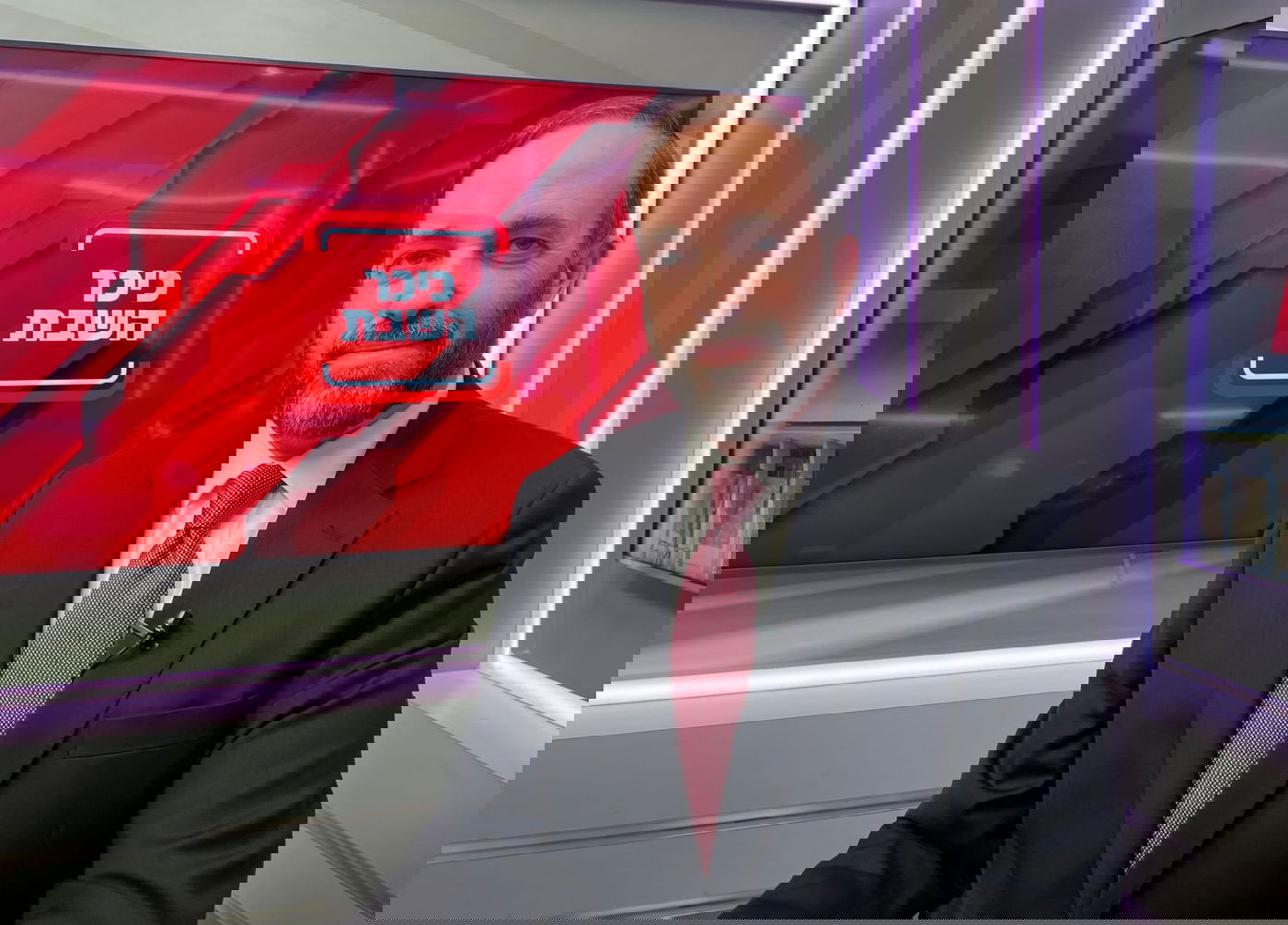 אריאל אטיאס באולפן 'כיכר השבת'